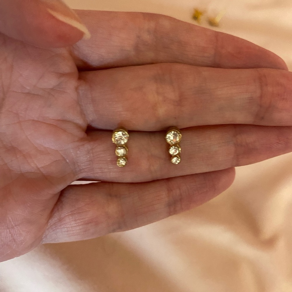 Gem stud earrings